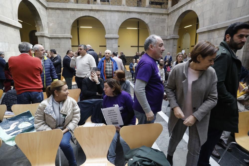 Gijón alza la voz para exigir el comprometido plan de vías.