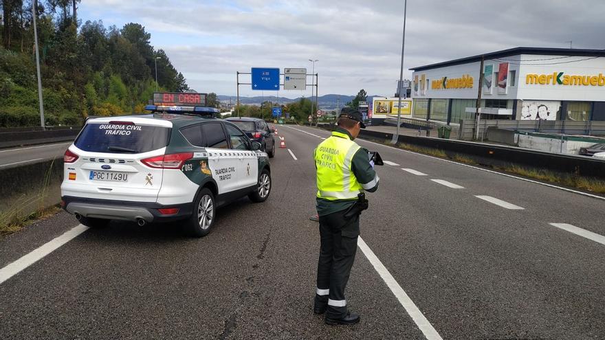 Investigan al conductor de un camión que circuló en sentido contrario por la A-55