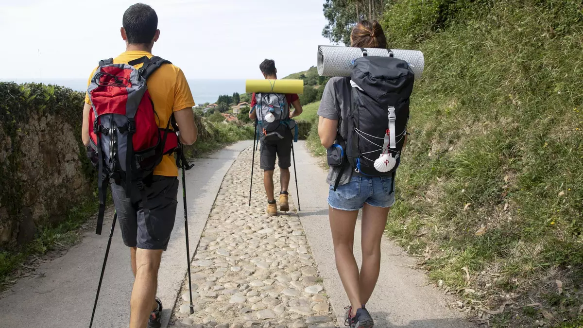 Si planeas hacer el Camino de Santiago en tus vacaciones, estos son los artículos que no te pueden faltar