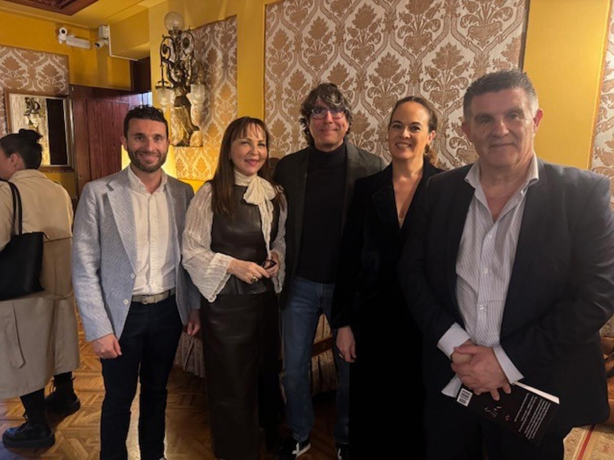 Carlos Frigola, Lola Peña, Javier Galdeano, Celia Meseguer y Roberto Martínez.