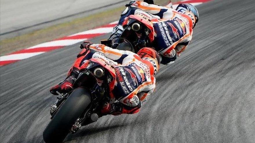 Marc Márquez elogia el pilotaje de Àlex tras el test de Malasia