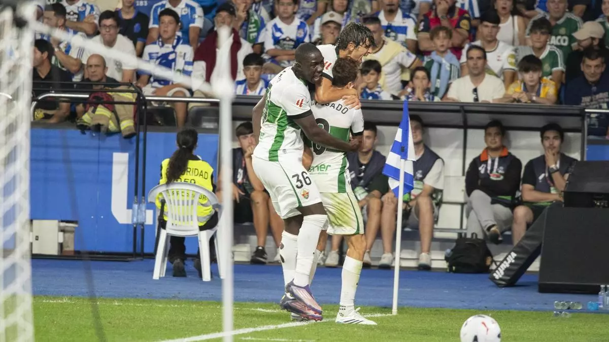 Aubameyang empaña el valiente estreno del Elche de Anselmi
