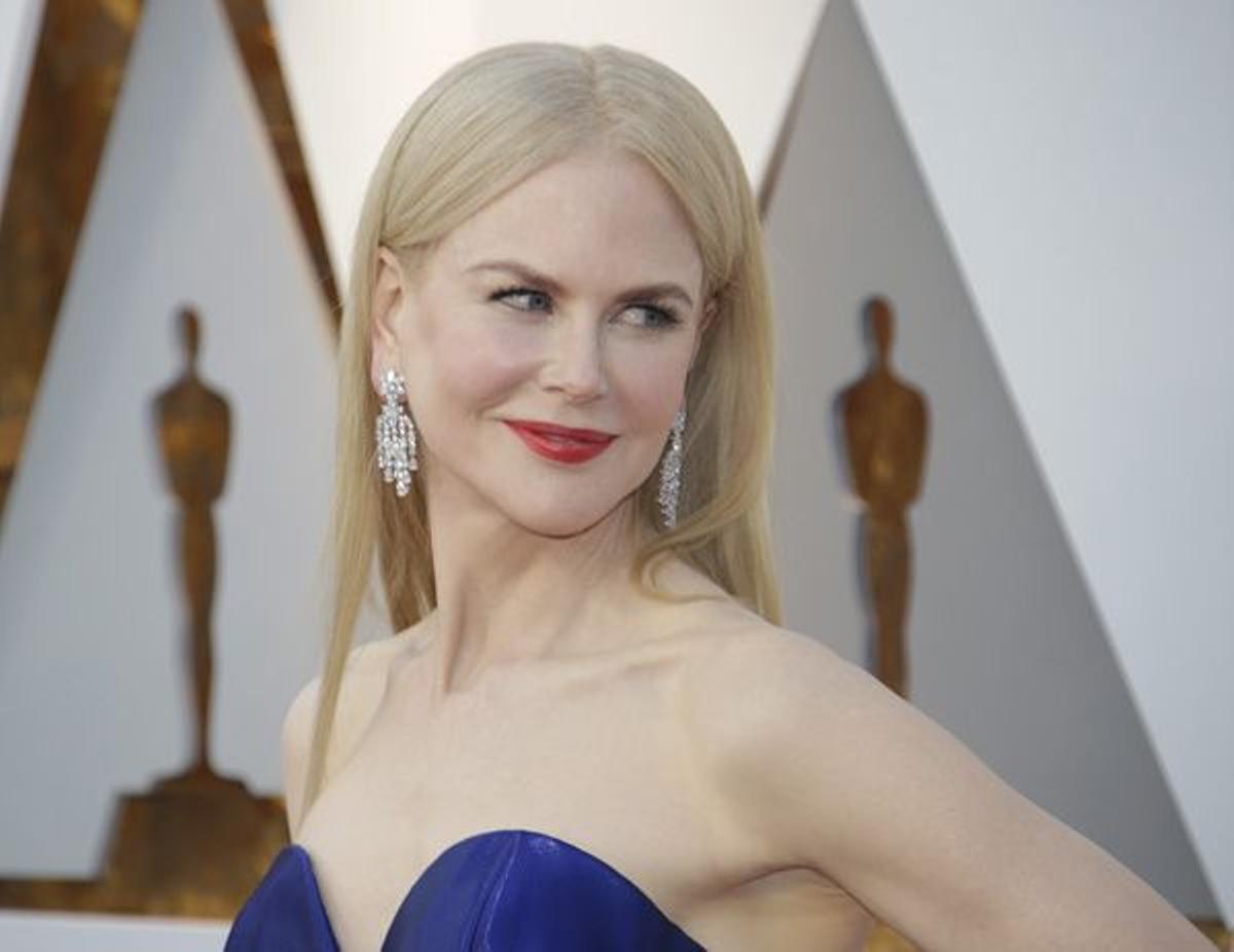 Detalle de los pendientes de Nicole Kidman en los Premios Oscar 2018