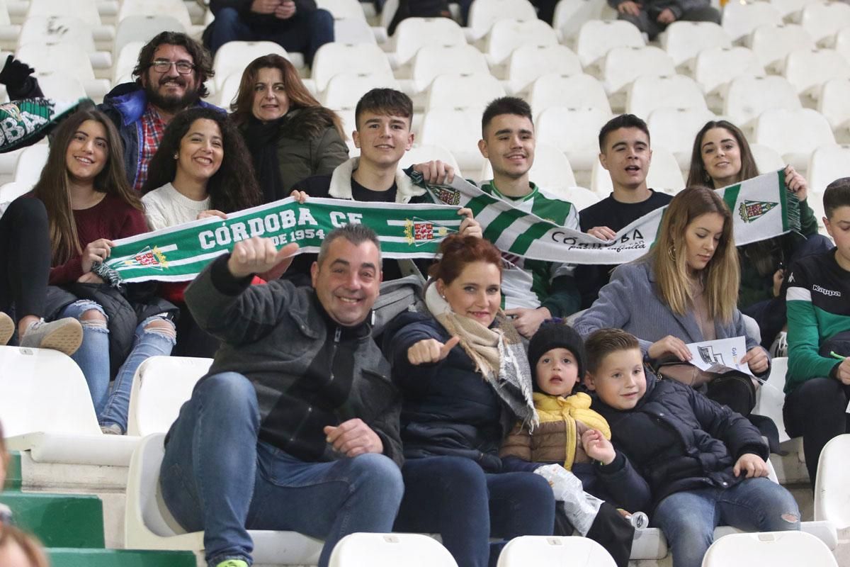 La afición blanquiverde en el Córdoba-Granada