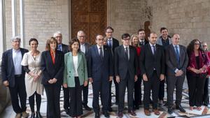 Illa llança la seva reforma de l’Administració pública amb 50 propostes d’experts