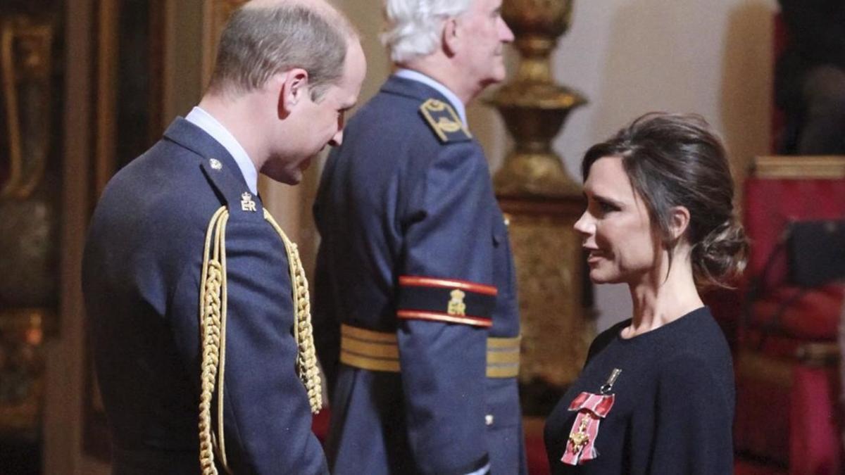 Victoria Beckham recibe la Orden del Imperio Británico