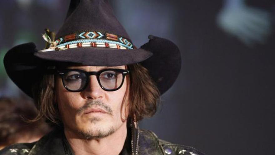 Johnny Depp protagoniza &#039;Sombras tenebrosas&#039;.