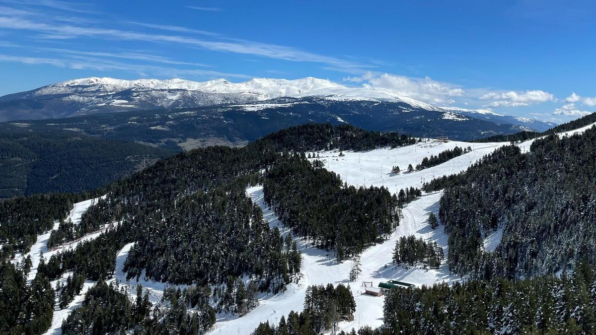 L'estació d'esquí de La Masella, després de l'última de la nevada per Setmana Santa.