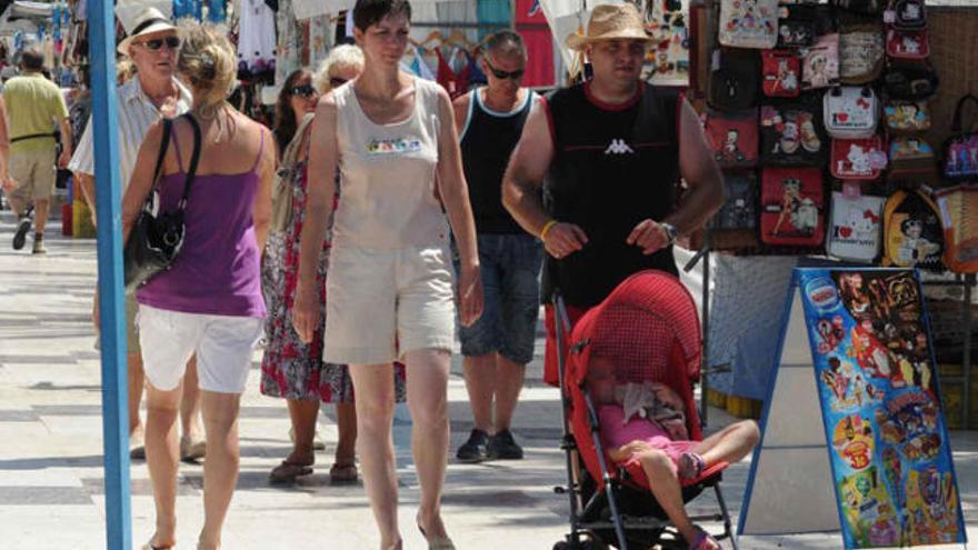 Paseo de Torrevieja, donde hay mucha población extranjera.