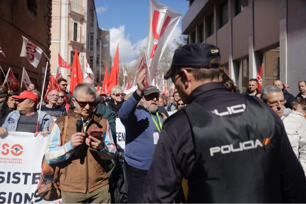 Mallorca geht für höhere Renten auf die Straße