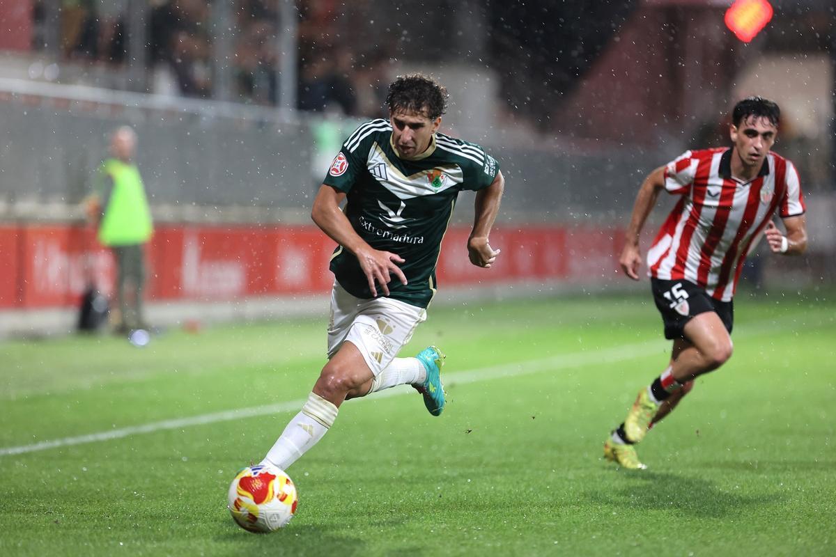 El Bilbao Athletic - Cacereño, en imágenes