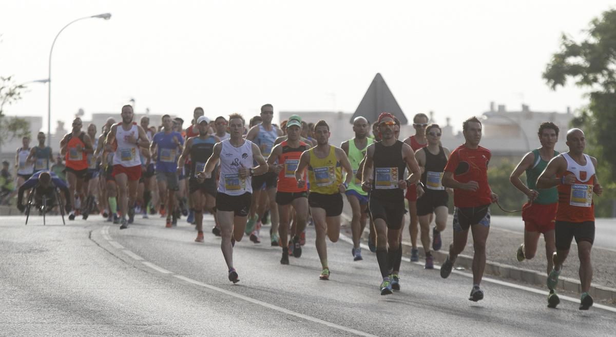 FOTOGALERÍA / Las mejores imágenes de la Media Maratón de Almodóvar del Río