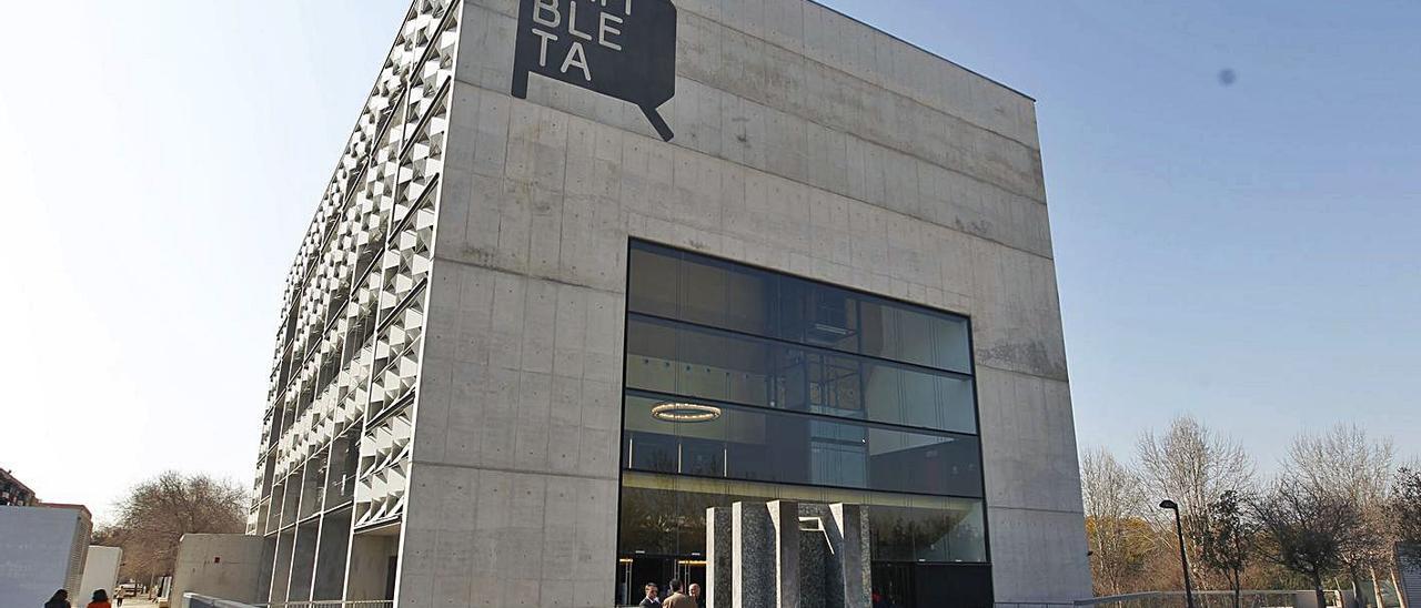 Edificio del centro cultural La Rambleta en una imagen de 2012, año en que se inauguró.  | FERNANDO BUSTAMANTE