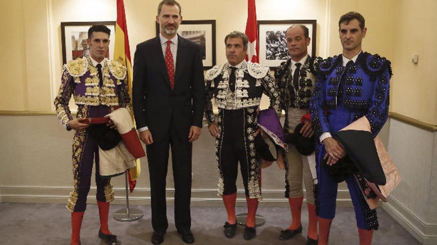 Felipe VI vuelve a los toros en Madrid