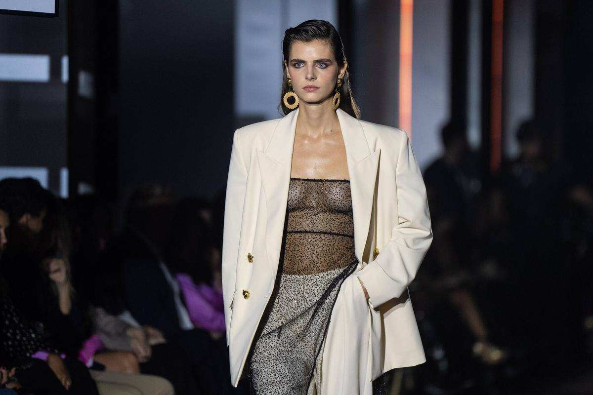 Desfile de Lola Casademunt by Maite en el marco de la 080 Barcelona Fashion