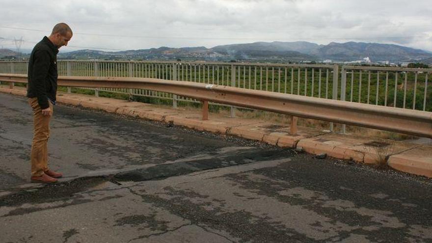 Almassora invierte 60.000 euros para arreglar puentes sobre la AP-7
