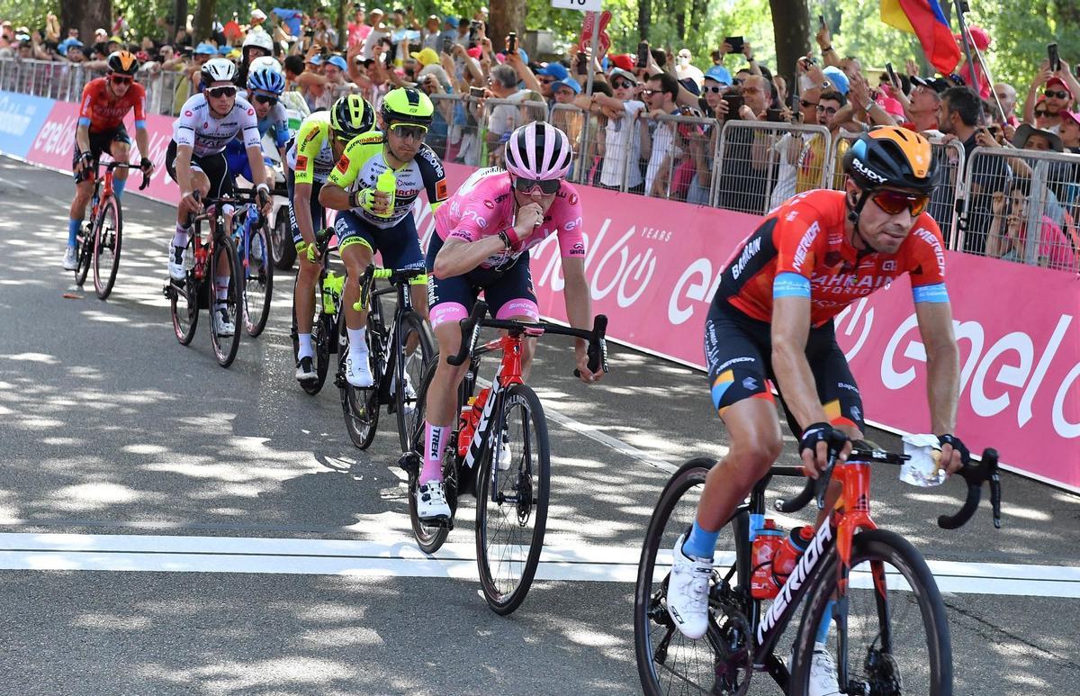 Giro de Italia | Etapa 14: Santena - Torino, en imágenes