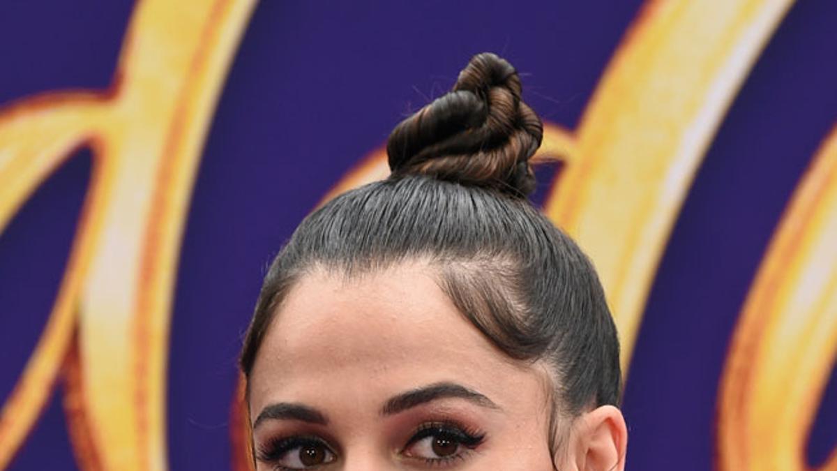 Naomi Scott en el estreno mundial de Aladdin