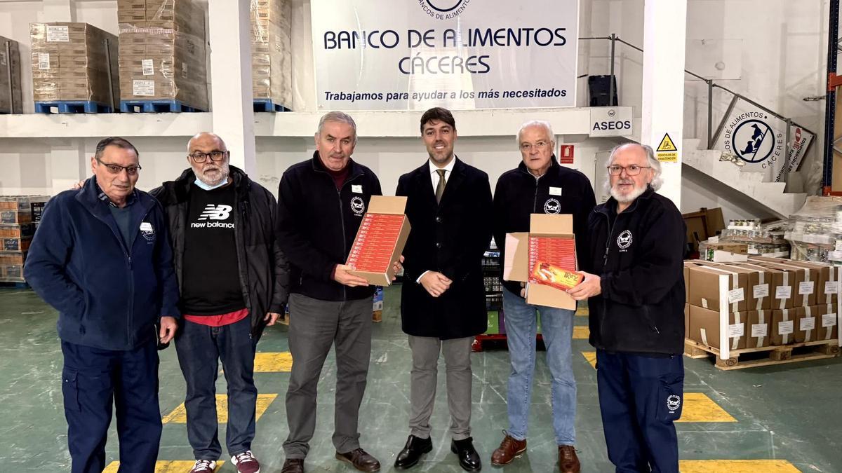 Navidad solidaria en el Banco de Alimentos de Cáceres.