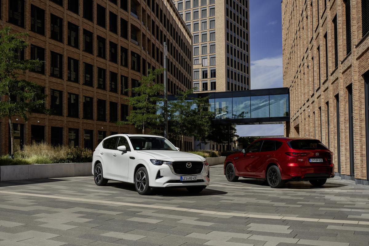 El CX-60 PHEV es el Mazda más potente en el mercado europeo, con una potencia combinada de 327 CV, y una transmisión automática de ocho velocidades totalmente nueva.