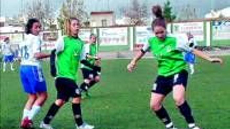 El Extremadura femenino logra una gran victoria frente a Torrejón