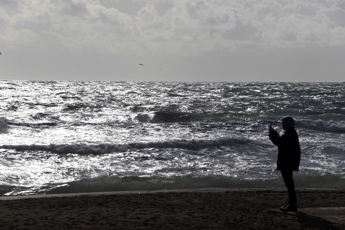 Temporal costero en Málaga, que está en alerta amarilla por viento y oleaje