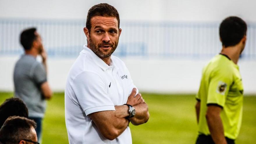 El entrenador del Hércules, Luis García Tevenet