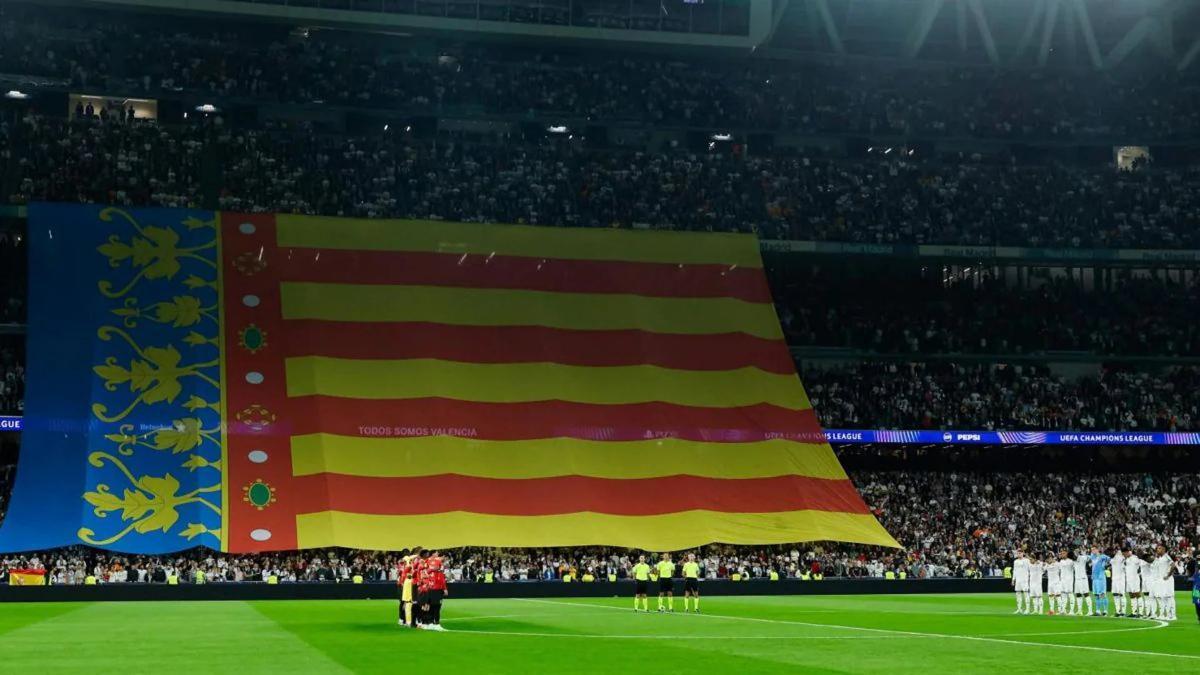 La Senyera gigante del Bernabéu estará en el regreso del fútbol a València