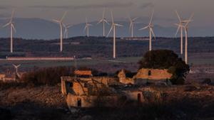 Catalunya avança en renovables i ZBE però encalla en la llei de residus