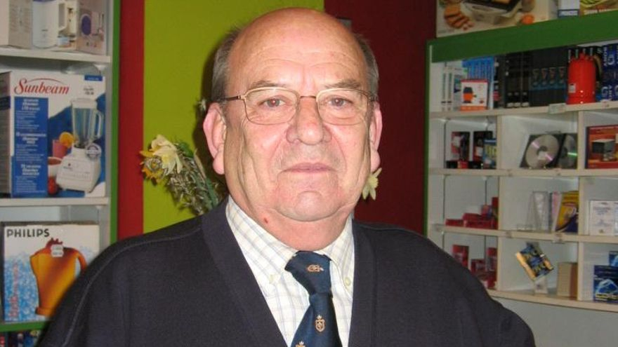 Adiós a Abel Mañana, &quot;Marconi&quot;, histórico comerciante de Pola de Siero: &quot;Fue un gran empresario&quot;