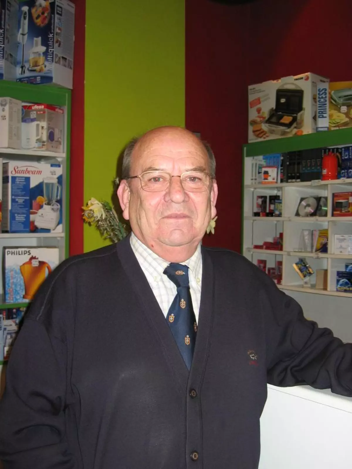 Adiós a Abel Mañana, "Marconi", histórico comerciante de Pola de Siero: "Fue un gran empresario"