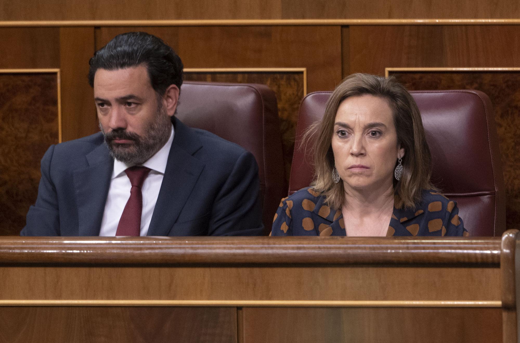 Cuca Gamarra y Guillermo Mariscal en el Congreso.