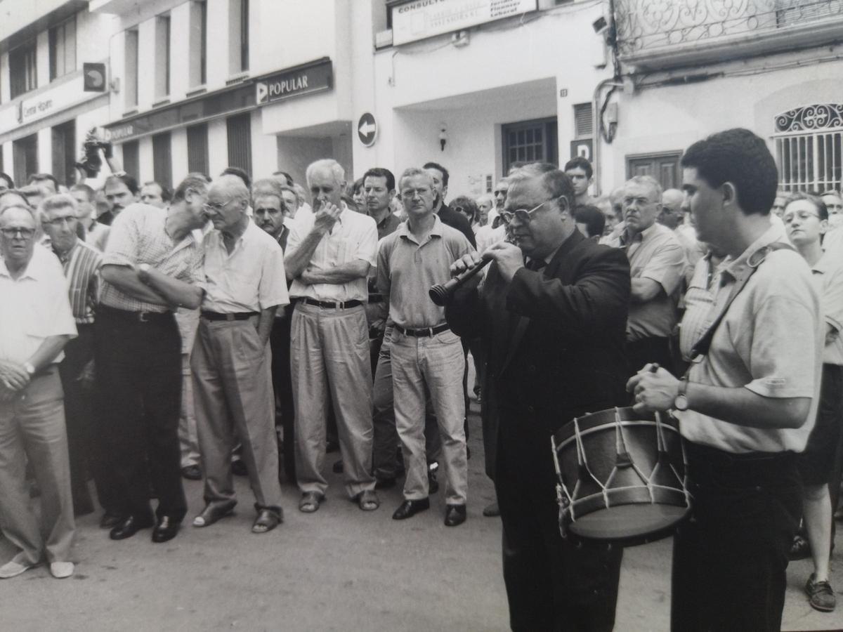 Pedreguer, años 90: El adiós al poeta, premio a Raimon y apoyo al pueblo saharaui Pedreguer, años 90: El adiós al poeta, premio a Raimon y apoyo al pueblo saharaui