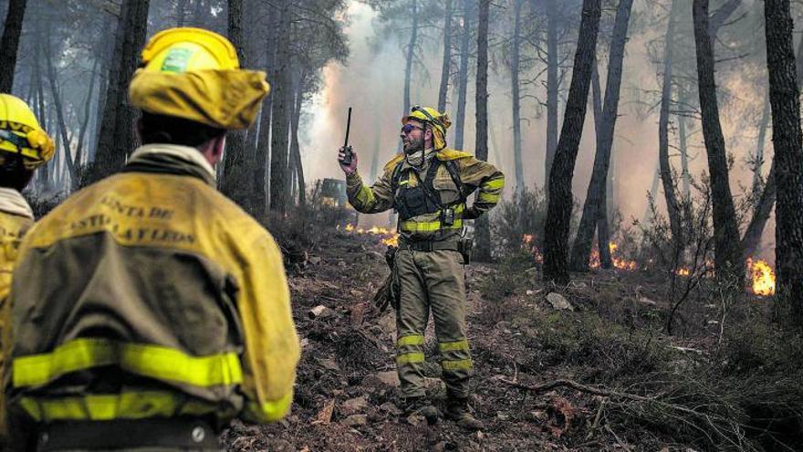 La Junta cambia los equipos antiguos de comunicación en incendios forestales