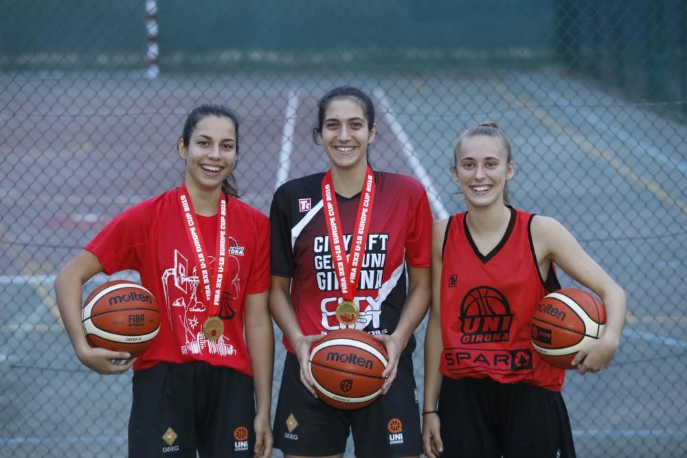 Les gironines que han guanyat l'or a l'Europeu de bàsquet 3x3 sub-18