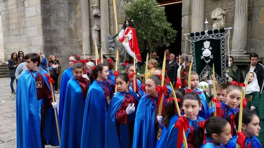 La Borriquilla centra los actos de Semana Santa en Cangas