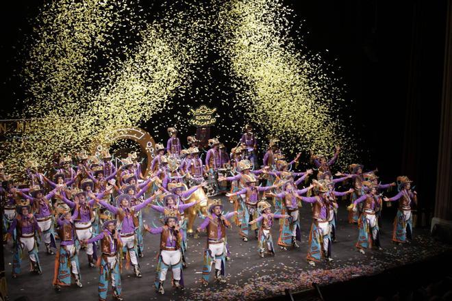 El primer pase del concurso de charangas de Gijón, en imágenes