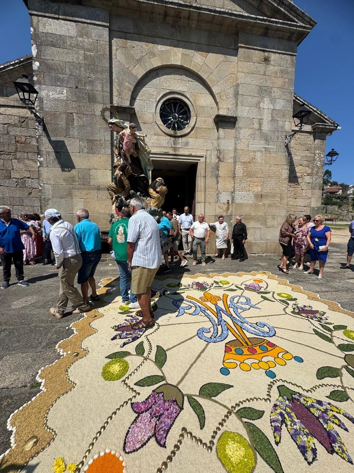 Devoción en Bueu por la Reina de los Mares