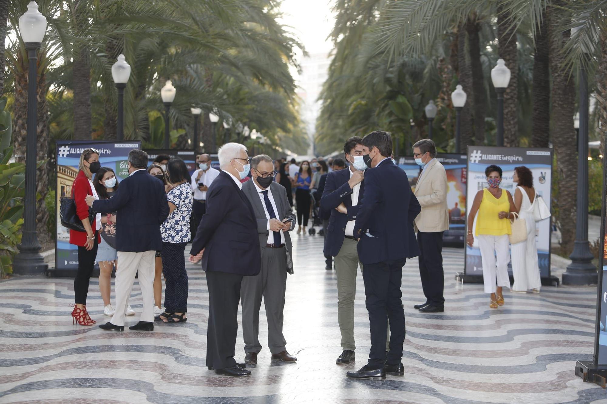 El paseo de la Explanada acoge la exposición #ALICANTEinspira