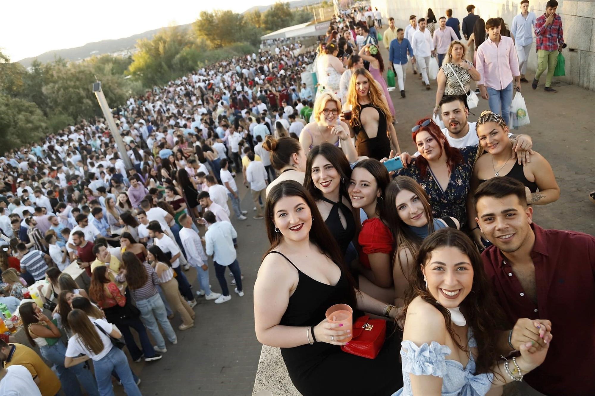 Vuelve el botellón del miércoles de Feria