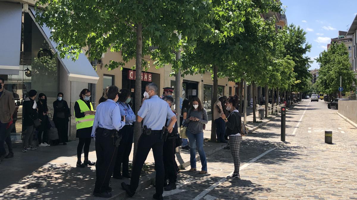 Evacuen els treballadors de la seu de Generalitat de Girona per una alarma d'incendi