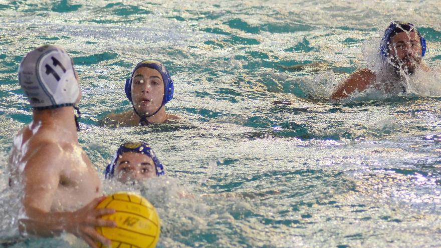 Imagen del partido jugado entre el Waterpolo Málaga y el Metrópole de Las Palmas