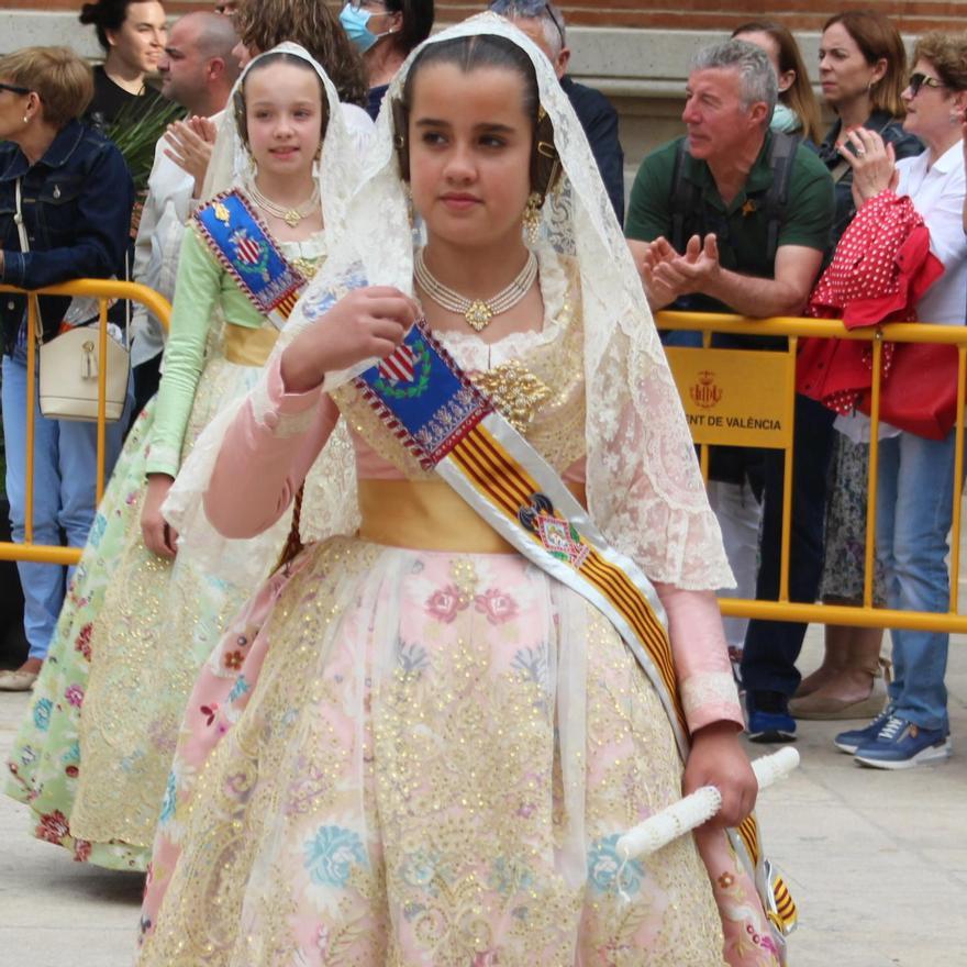 La fuerza de las Fallas en la Procesión de la Virgen (y IV, la comitiva oficial)