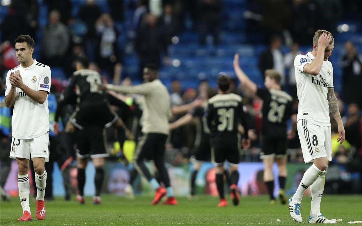 lmendiola47238359 real defender sergio reguilon and toni kroos leave the pitch190305234105