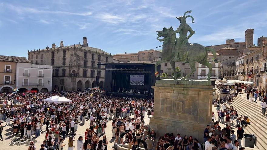 Fotogalería | Trujillo vuelve a entregarse al Chíviri