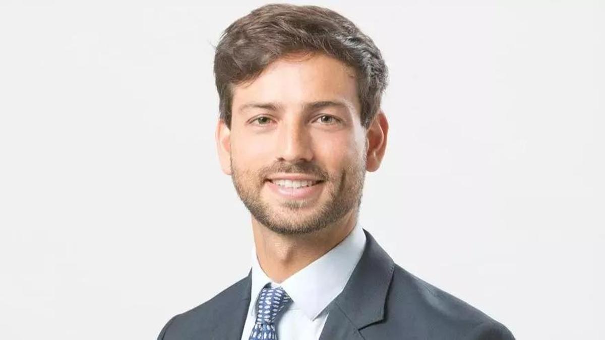 Andrés Millán, abogado laborista: «Nunca me jubilaría 24 meses antes, como mucho lo haría 19 o 20 meses antes»