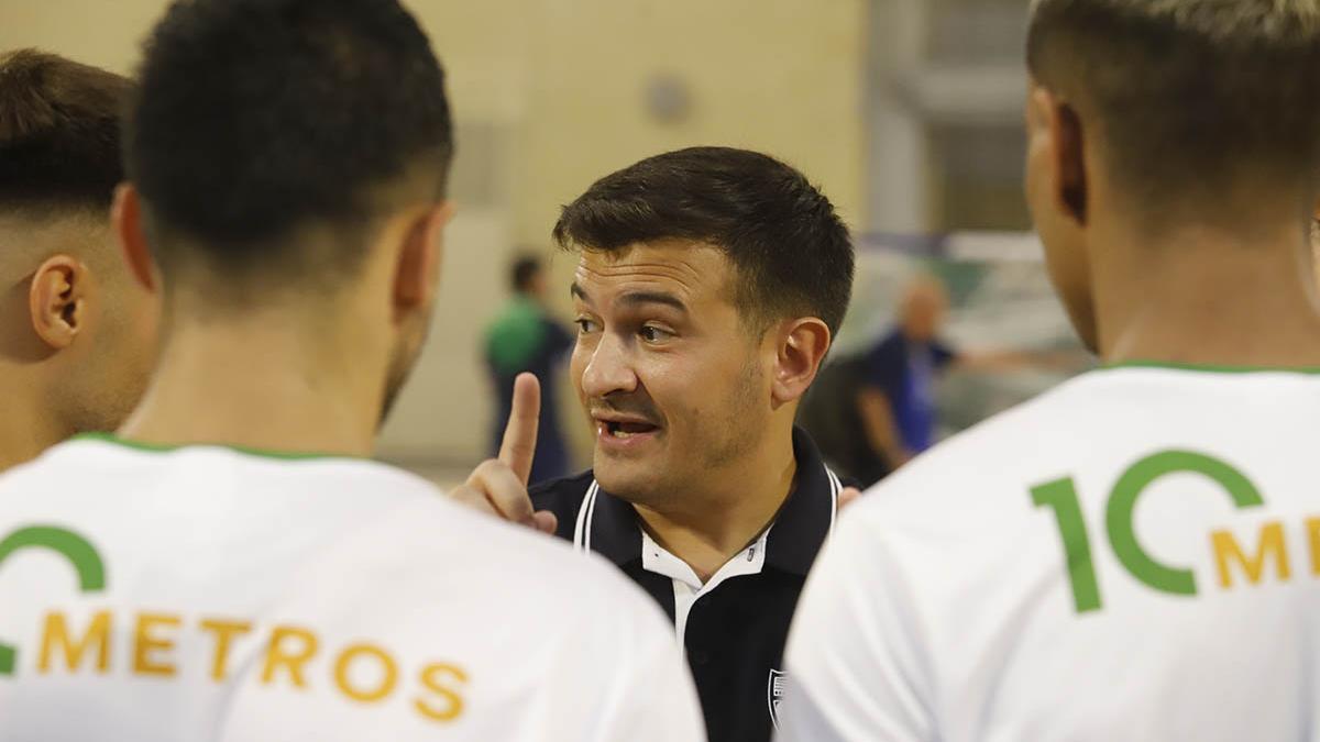 El argentino Emanuel Santoro, entrenador del Córdoba Futsal.