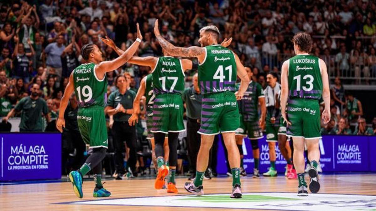 El Unicaja estrena temporada europea en Lituania.