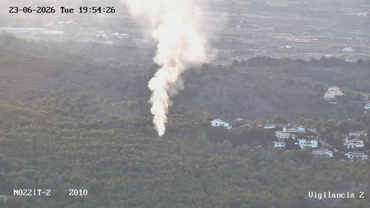 La columna de humo que se divisó desde Benitatxell