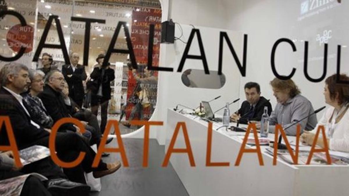 El stand de Catalunya en la Feria del Libro de Fráncfort del 2007